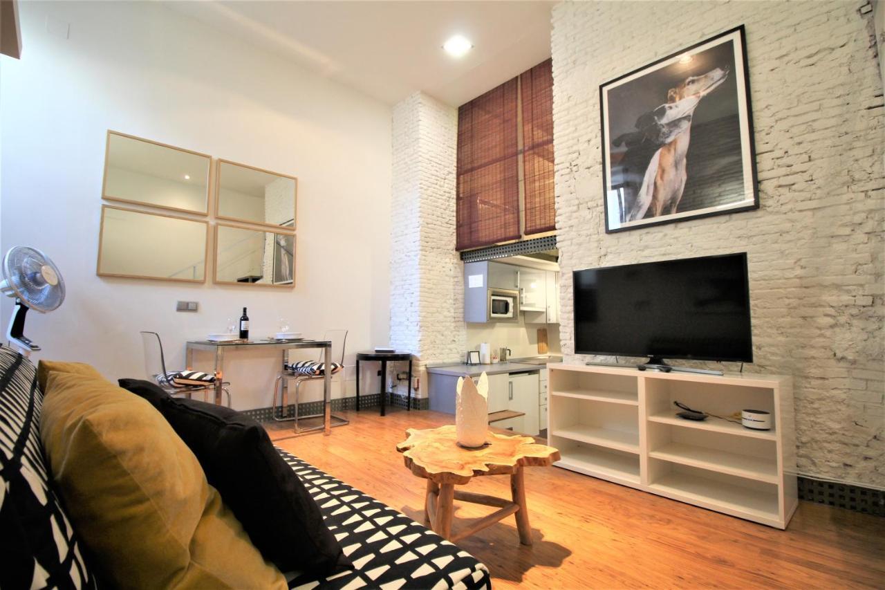 Duplex Ronda Atocha Apartment Мадрид Екстериор снимка