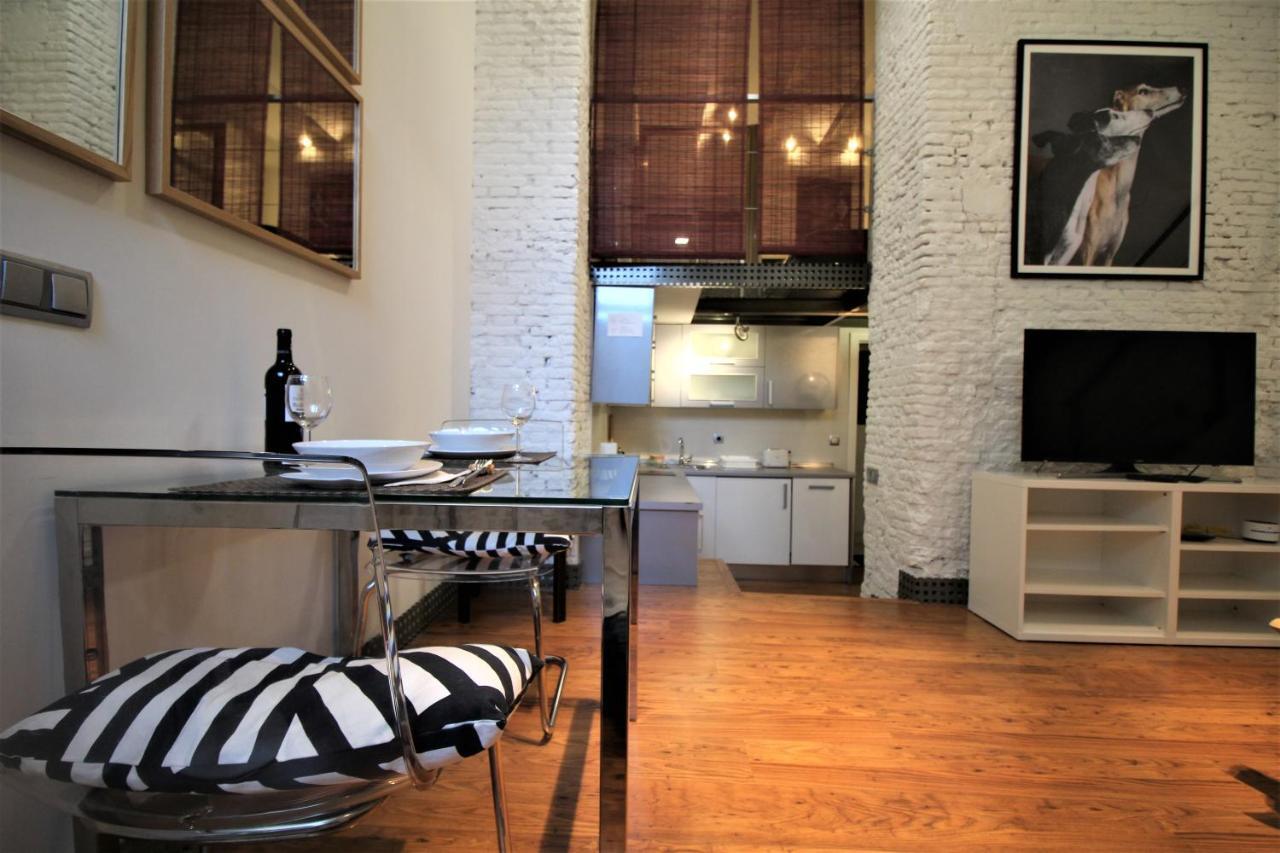 Duplex Ronda Atocha Apartment Мадрид Екстериор снимка
