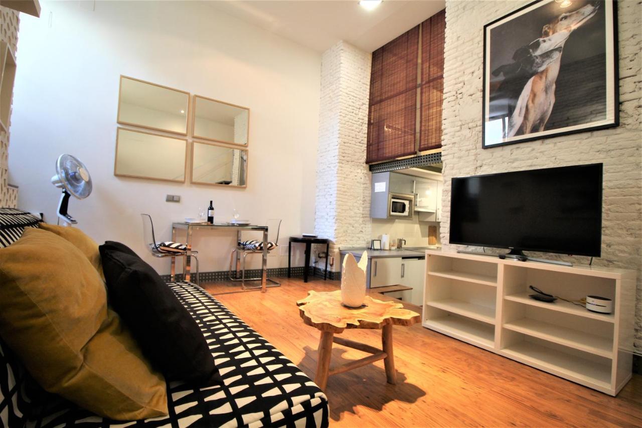 Duplex Ronda Atocha Apartment Мадрид Екстериор снимка