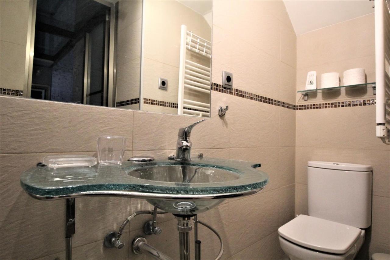 Duplex Ronda Atocha Apartment Мадрид Екстериор снимка